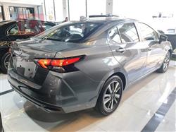 نيسان فيرسا